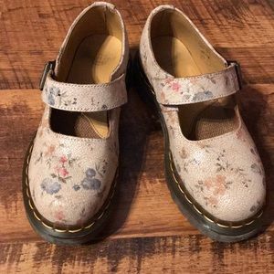 Dr. Martens air waves Mary Janes